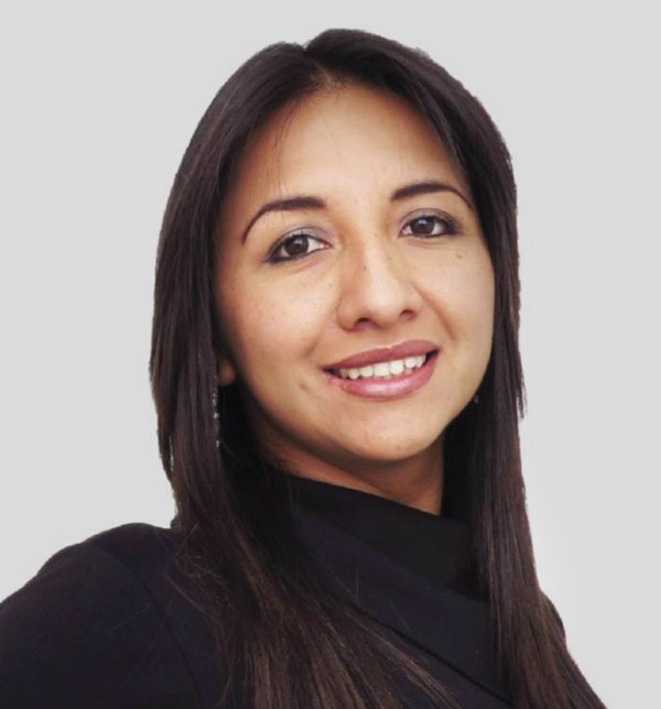 Jennyffer Vargas Laverde - Directora de Excelencia y Estrategia SAC